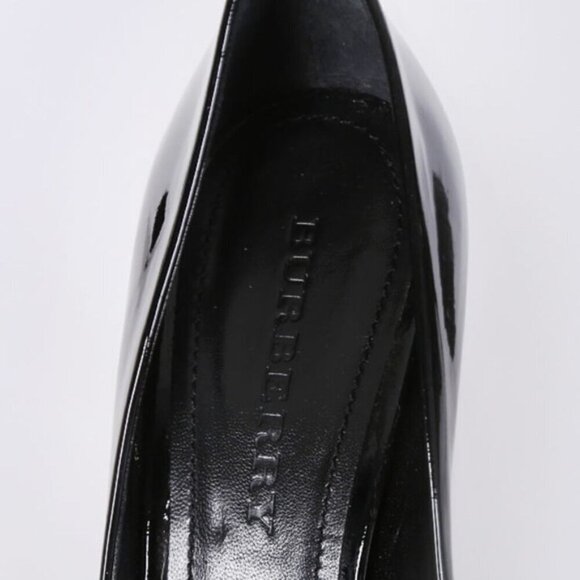 Burberry Patent Leather Pumps - Picture 4 of 10